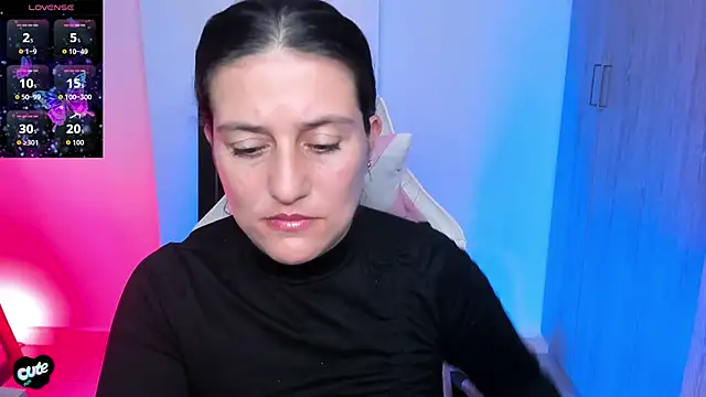 Snapshot of Saskyaa chatting on 28, 11, 2025 Saskyaa online show from 28, 11, 2025