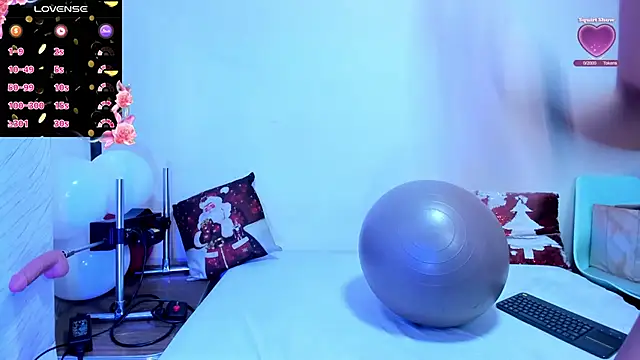 cleopatraa online show from 3, 12, 2025