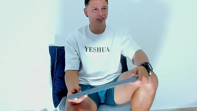 Snapshot of MITCHELL_BURNS chatting on 26, 12, 2024 MITCHELL BURNS online show from 26, 12, 2024