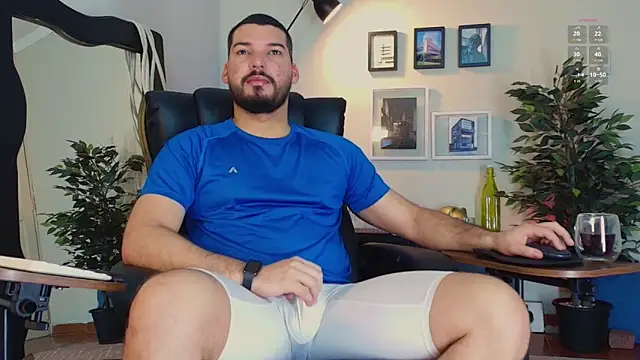 Snapshot of HenryBenso chatting on 3, 6, 2026 HenryBenso online show from 3, 6, 2026