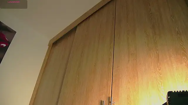 aidaadams online show from 13, 10, 2025