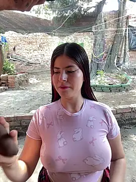 Snapshot of Hotnightsexxx chatting on 6, 11, 2025 Hotnightsexxx online show from 6, 11, 2025