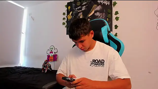 Snapshot of Bray_Kevin chatting on 15, 2, 2025 Bray Kevin online show from 15, 2, 2025