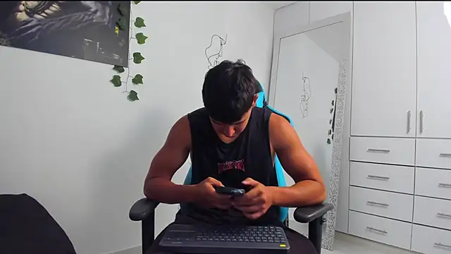 Snapshot of Bray_Kevin chatting on 27, 2, 2025 Bray Kevin online show from 27, 2, 2025