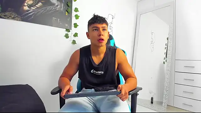 Snapshot of Bray_Kevin chatting on 13, 3, 2025 Bray Kevin online show from 13, 3, 2025