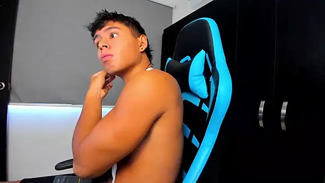 Snapshot of Bray_Kevin chatting on 28, 9, 2025 Bray Kevin online show from 28, 9, 2025