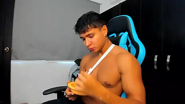 Snapshot of Bray_Kevin chatting on 3, 10, 2025 Bray Kevin online show from 3, 10, 2025