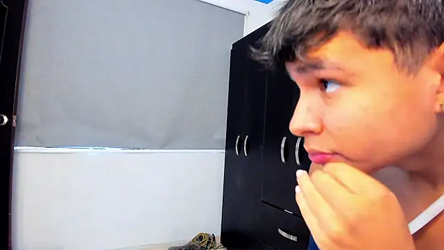 Snapshot of Bray_Kevin chatting on 14, 10, 2025 Bray Kevin online show from 14, 10, 2025