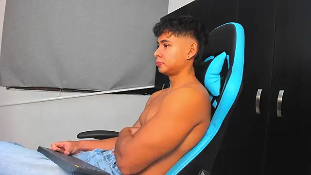 Snapshot of Bray_Kevin chatting on 22, 10, 2025 Bray Kevin online show from 22, 10, 2025