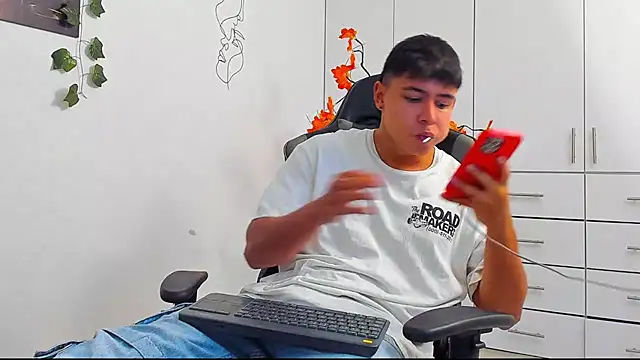 Snapshot of Bray_Kevin chatting on 10, 1, 2026 Bray Kevin online show from 10, 1, 2026