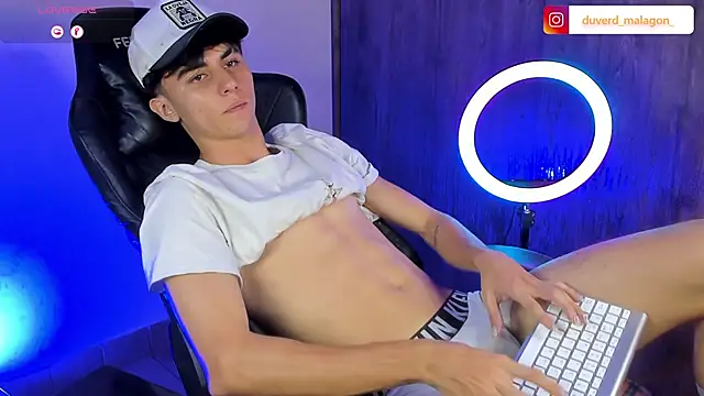 Demian cute18 online show from 29, 3, 2026