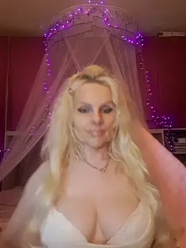Angeldevilus online show from 11, 6, 2026