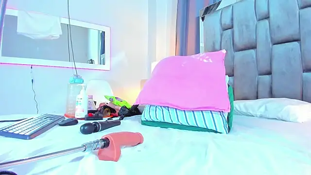 Antonellahorny69 online show from 15, 10, 2025