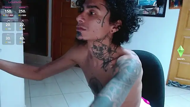 Snapshot of Tiffany_prettygirl chatting on 7, 11, 2025 Tiffany prettygirl online show from 7, 11, 2025