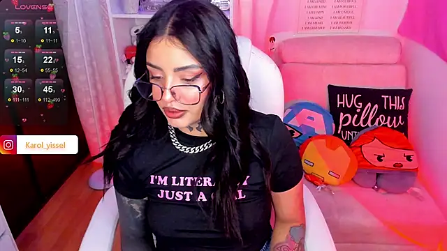 Snapshot of Hinataw33d01 chatting on 20, 12, 2024 Hinataw33d01 online show from 20, 12, 2024