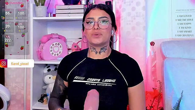 Snapshot of Hinataw33d01 chatting on 26, 2, 2025 Hinataw33d01 online show from 26, 2, 2025