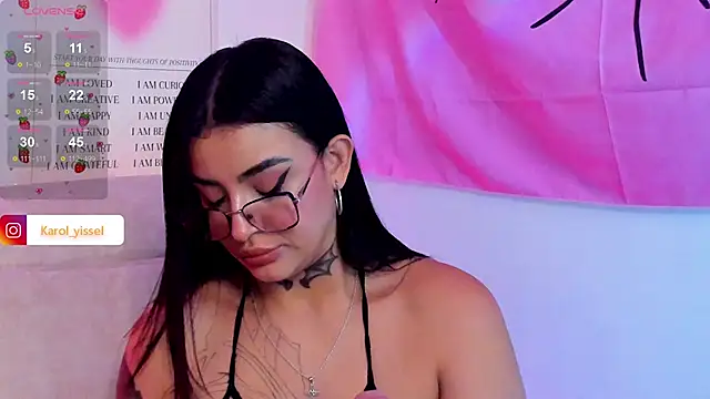 Snapshot of Hinataw33d01 chatting on 3, 3, 2025 Hinataw33d01 online show from 3, 3, 2025