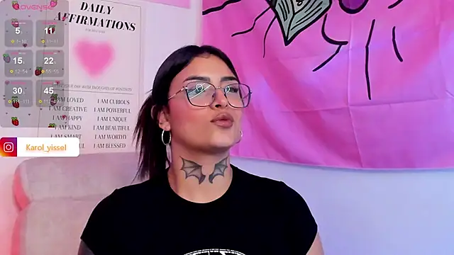 Snapshot of Hinataw33d01 chatting on 7, 3, 2025 Hinataw33d01 online show from 7, 3, 2025