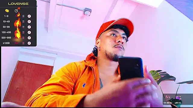 yosoy enzo2020 online show from 31, 12, 2024