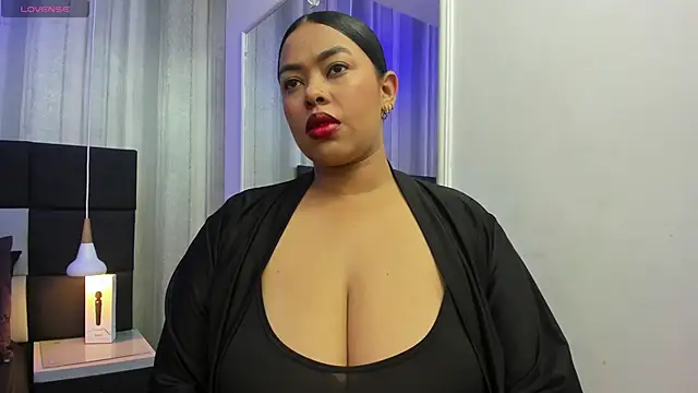 Snapshot of PUSHYLATE chatting on 5, 3, 2025 PUSHYLATE online show from 5, 3, 2025