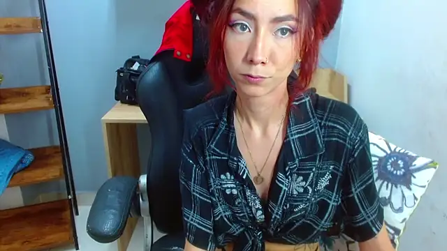 Snapshot of Erika_Stevens chatting on 27, 12, 2024 Erika Stevens online show from 27, 12, 2024