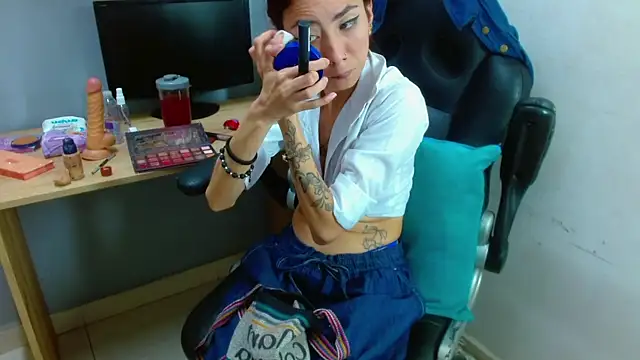 Snapshot of Erika_Stevens chatting on 3, 1, 2025 Erika Stevens online show from 3, 1, 2025