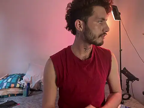 axel giracr online show from 20, 12, 2024