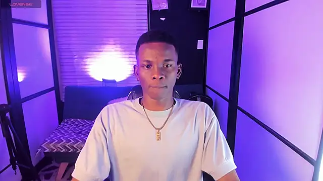 Snapshot of JacksonMuller_ chatting on 4, 11, 2025 JacksonMuller online show from 4, 11, 2025