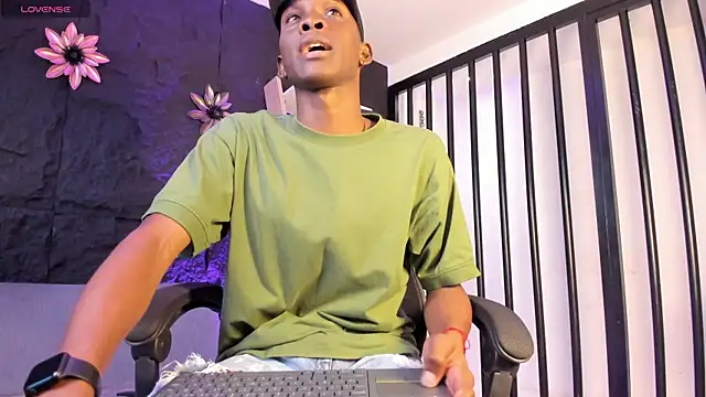 Snapshot of JacksonMuller_ chatting on 1, 12, 2025 JacksonMuller online show from 1, 12, 2025