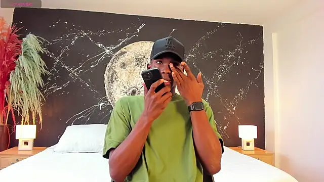 Snapshot of JacksonMuller_ chatting on 15, 12, 2025 JacksonMuller online show from 15, 12, 2025