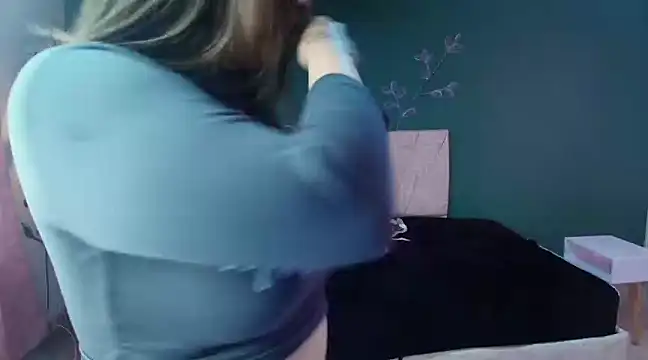 Snapshot of MariamCute_ chatting on 22, 2, 2025 MariamCute online show from 22, 2, 2025