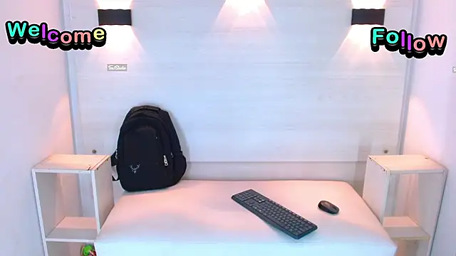 Snapshot of jeic_18 chatting on 9, 9, 2025 jeic 18 online show from 9, 9, 2025