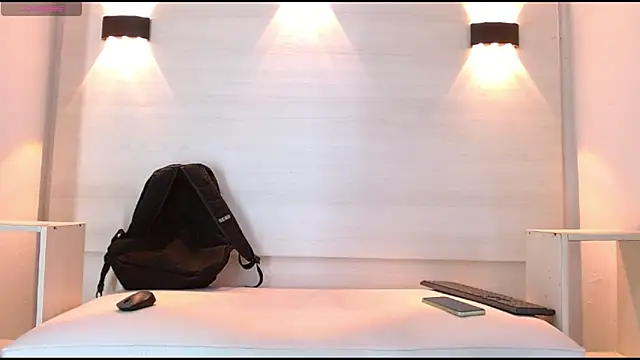 Snapshot of jeic_18 chatting on 8, 10, 2025 jeic 18 online show from 8, 10, 2025