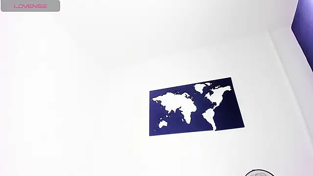 Snapshot of CurvyViolet chatting on 9, 12, 2024 CurvyViolet online show from 9, 12, 2024