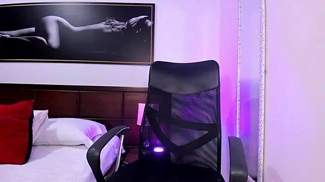 Snapshot of valery_camber chatting on 21, 3, 2025 valery camber online show from 21, 3, 2025