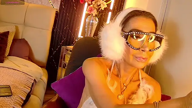 Snapshot of EvelinaGrey chatting on 20, 7, 2026 EvelinaGrey online show from 20, 7, 2026