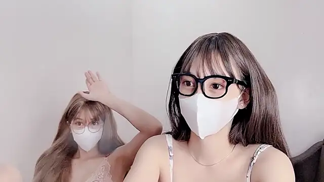 Mono-Stewardesss online show from 7, 12, 2024