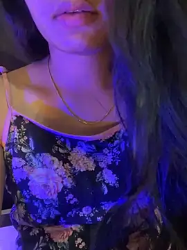 Sexy-Varsha online show from 1, 3, 2025