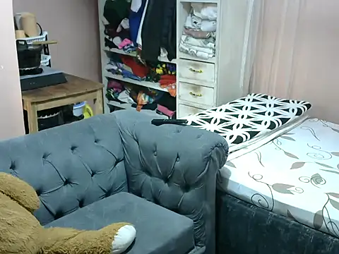 slender-qwene online show from 13, 7, 2026