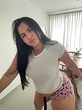 KattyPortman online show from 8, 2, 2026