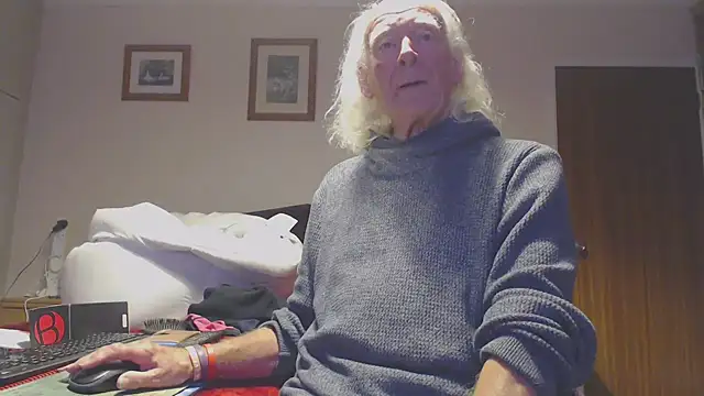 WaverlyKernow online show from 28, 10, 2025