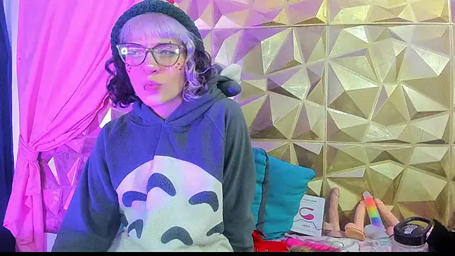 Snapshot of neeko_princes chatting on 23, 12, 2024 neeko princes online show from 23, 12, 2024