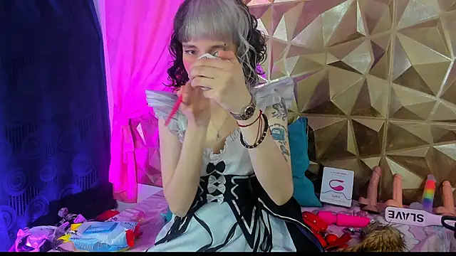 Snapshot of neeko_princes chatting on 17, 1, 2025 neeko princes online show from 17, 1, 2025