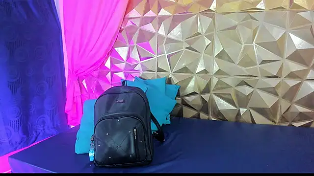 Snapshot of neeko_princes chatting on 17, 1, 2025 neeko princes online show from 17, 1, 2025