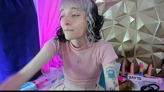 Snapshot of neeko_princes chatting on 18, 1, 2025 neeko princes online show from 18, 1, 2025