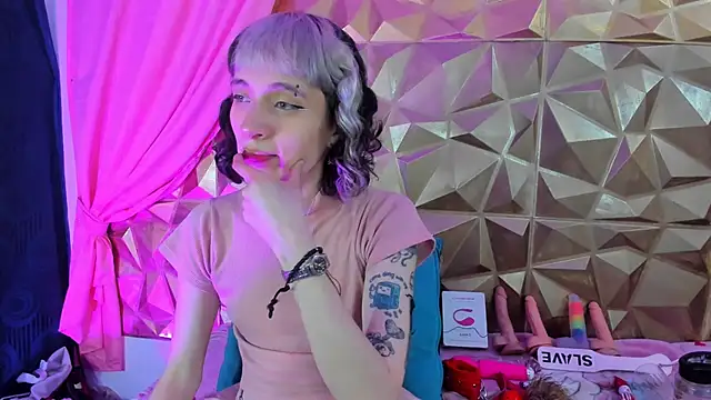 Snapshot of neeko_princes chatting on 10, 2, 2025 neeko princes online show from 10, 2, 2025