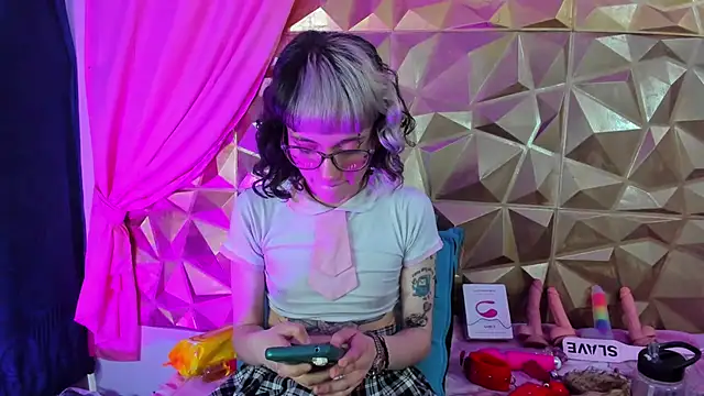 Snapshot of neeko_princes chatting on 10, 2, 2025 neeko princes online show from 10, 2, 2025