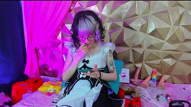 Snapshot of neeko_princes chatting on 21, 2, 2025 neeko princes online show from 21, 2, 2025