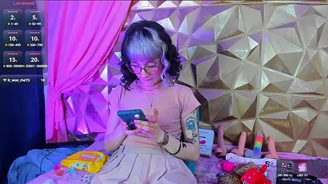 Snapshot of neeko_princes chatting on 28, 2, 2025 neeko princes online show from 28, 2, 2025