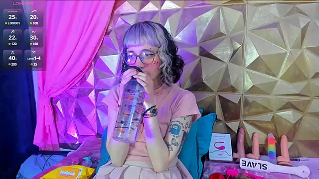 Snapshot of neeko_princes chatting on 10, 3, 2025 neeko princes online show from 10, 3, 2025